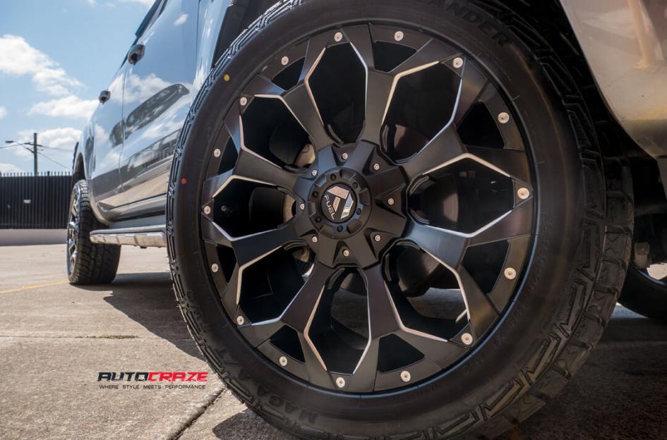 FORD RANGER ASSAULT GLOSS BLACK MILLED ACCENTS